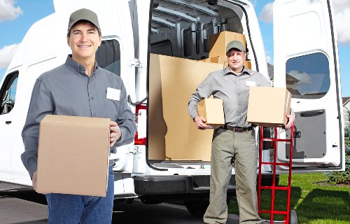 Prepared moving truck for a Vauxhall home or office move